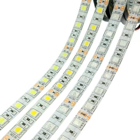 Les bandes lumineuses LED mettent en évidence 60 perles lumineuses, bandes souples imperméables en époxy