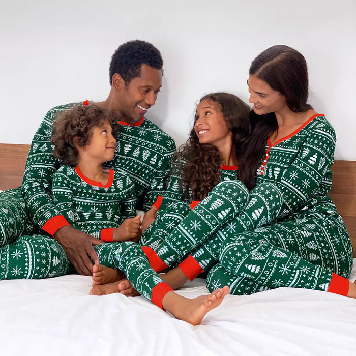 Abito per servizio domiciliare genitore-figlio con stampa natalizia in colori a contrasto