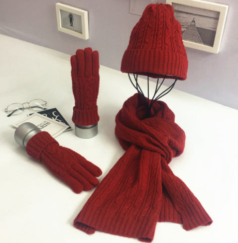 Conjunto de guantes y bufanda con gorro cálido y torcido de color liso a la moda