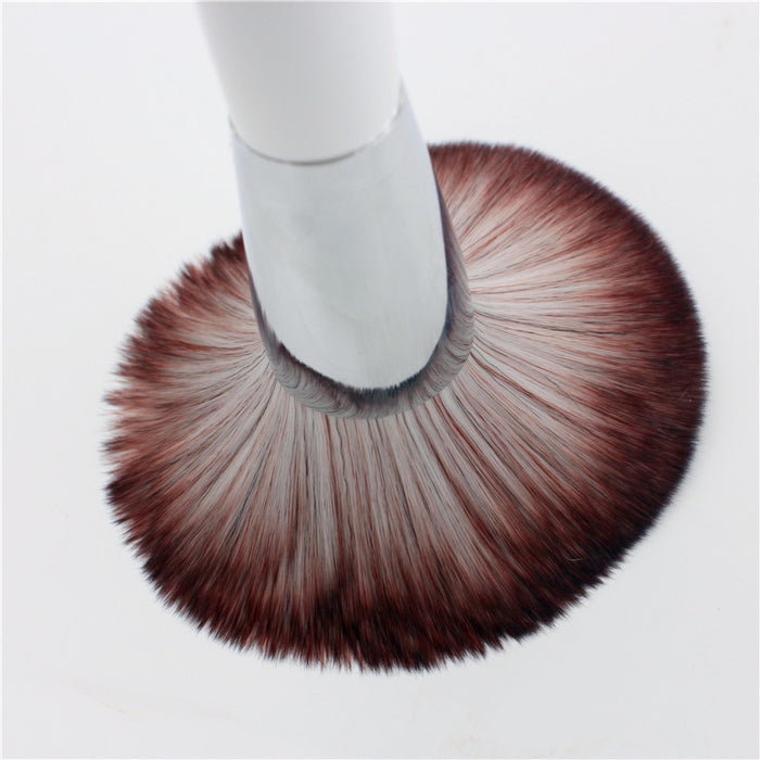 Large make-up brush